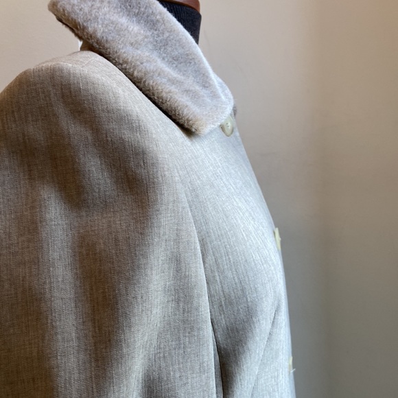 Bianca Blazer - Picture 5 of 11